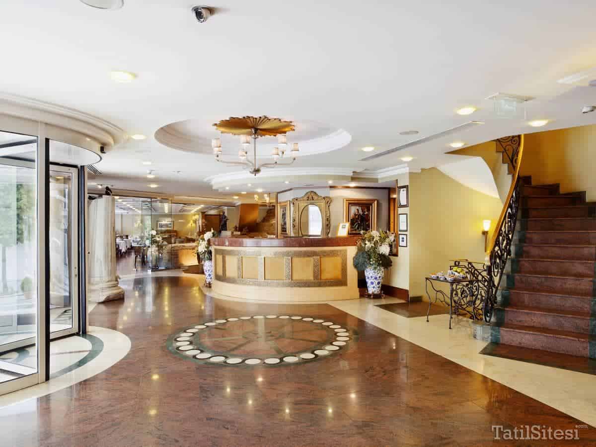 Eresin İstanbul Crown Hotel 